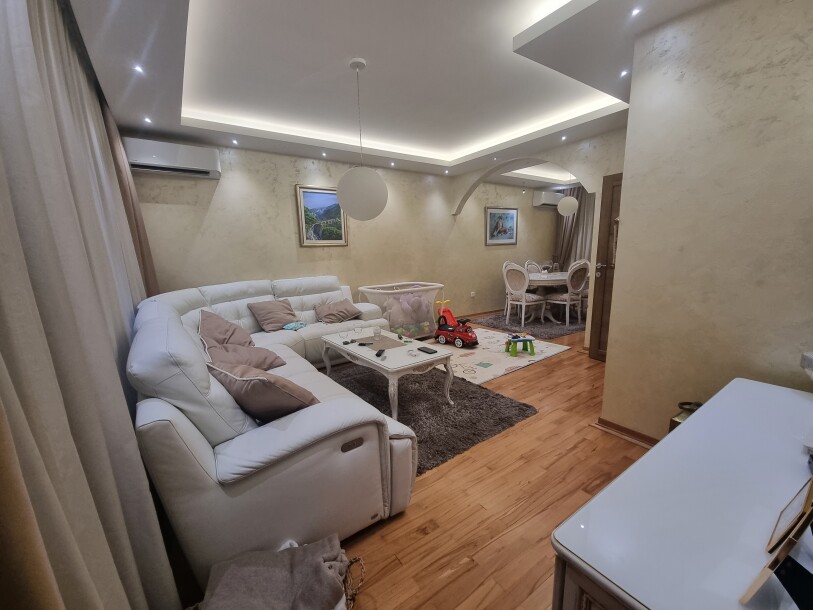 Lux namješten dvosoban stan u Podgorici-4