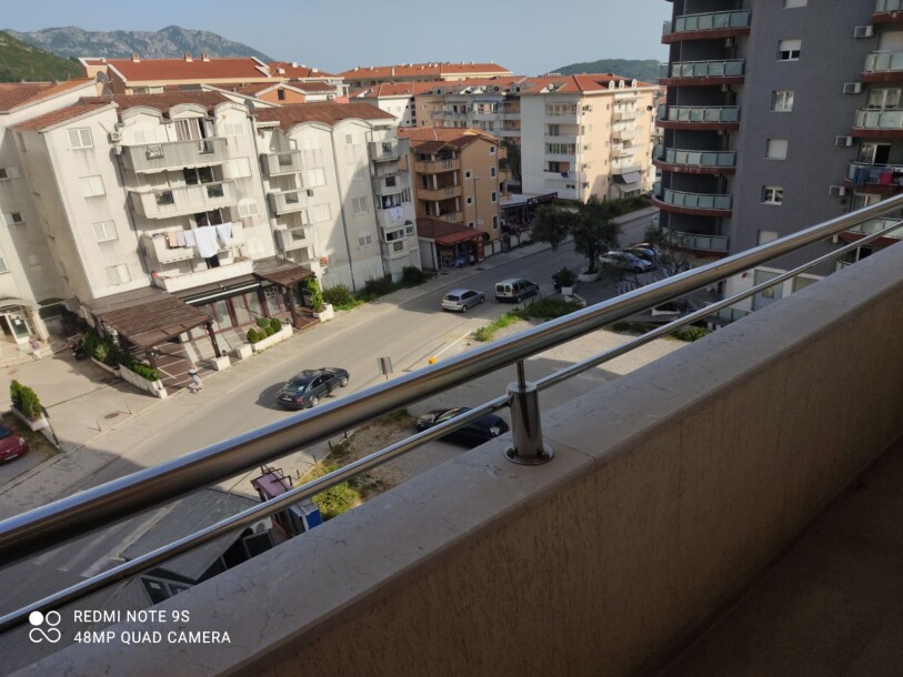 Spacious one bedroom apartment in Budva-8