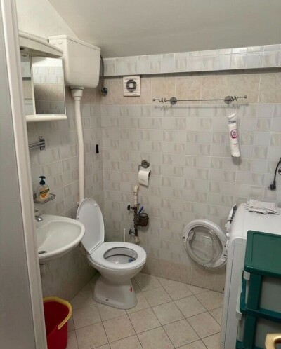 Jednosoban namješten stan u Budvi